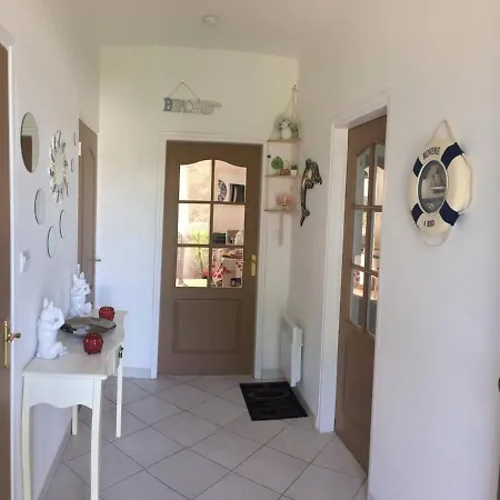 Holiday home Maison Sainte Cecile Proche Plage Et Commerces